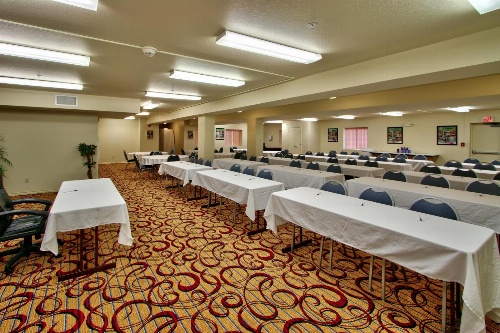 MCM Elegante Suites image 1