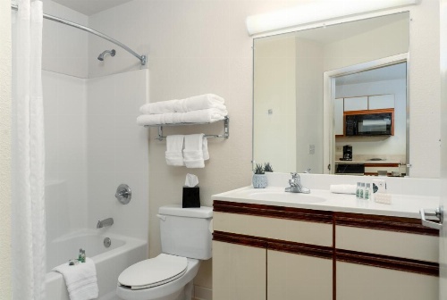 MCM Elegante Suites image 21